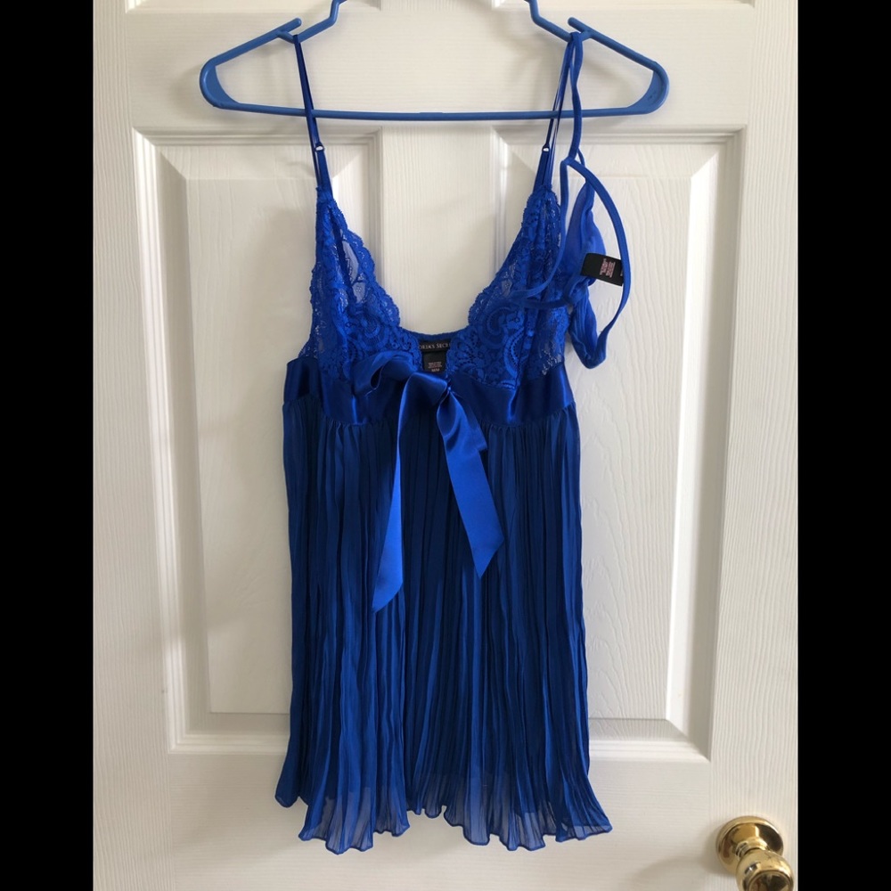 Victoria secret lingerie medium
